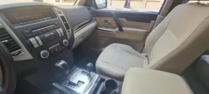 2015 ميتسوبيشي باجيرو