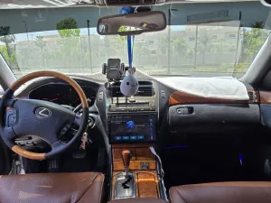 2003 Lexus LS 430