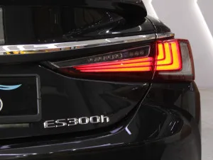2023 Lexus ES