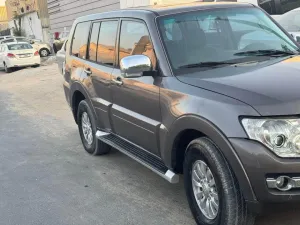 2015 Mitsubishi Pajero