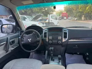 2015 Mitsubishi Pajero