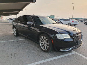 2018 Chrysler 300 in dubai