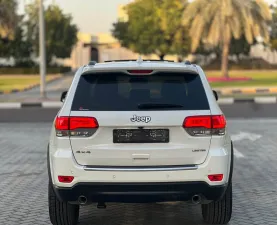 2015 جييب شيروكي