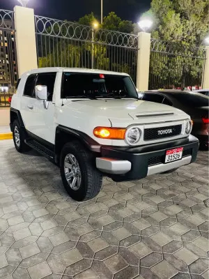 2021 تويوتا أف جي كروزر in dubai