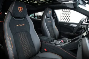 2023 Lamborghini URUS