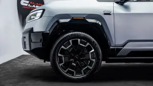 2024 BYD Leopard