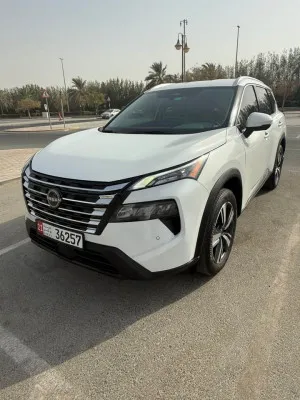 2024 نيسان روج in dubai