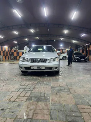 2004 Nissan Sunny
