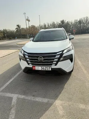 2024 نيسان روج
