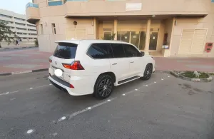 2018 لكزس أل أكس ٥٧٠ in dubai