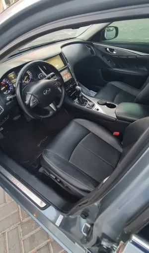 2015 Infiniti Q50