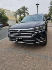 2022 Volkswagen Touareg in dubai