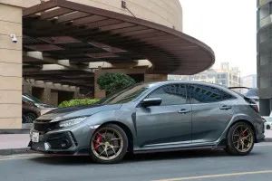 2020 هوندا سيفيك تايب ار in dubai