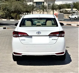 2021 تويوتا ياريس