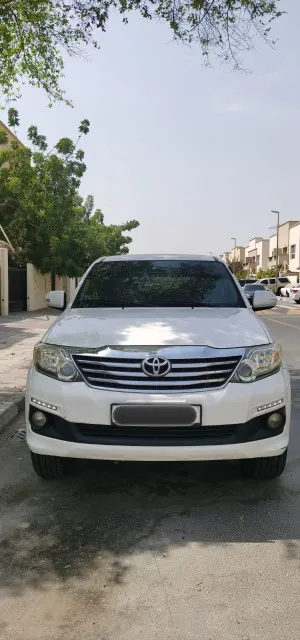 2015 Toyota Fortuner in dubai
