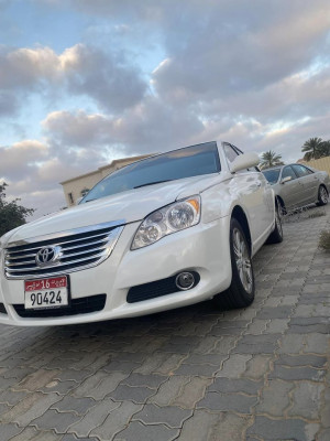 2008 Toyota Avalon in dubai