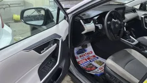 2021 تويوتا راف ٤