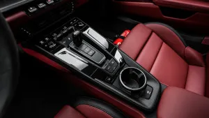2025 Porsche 911 Carrera