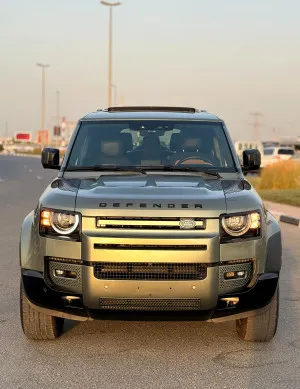 2024 لاند روفر ديفندر in dubai