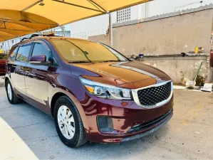2016 Kia Sedona in dubai