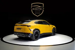 2019 Lamborghini URUS