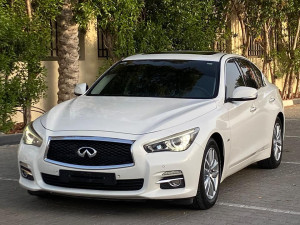 2016 Infiniti Q50 in dubai