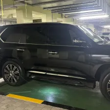 2018 لكزس أل أكس ٥٧٠