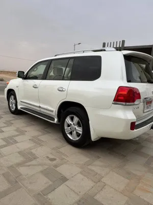 2014 Toyota Land Cruiser