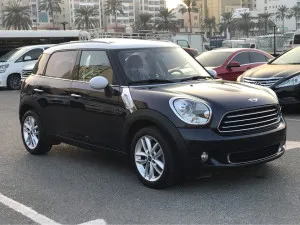 2012 Mini Countryman in dubai