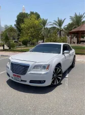 2013 Chrysler 300 in dubai