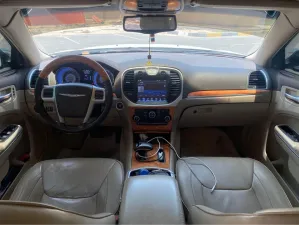 2013 Chrysler 300