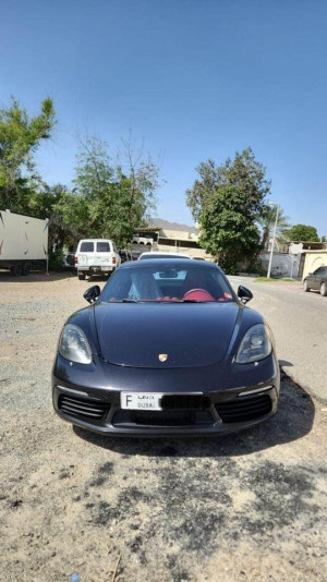 2018 Porsche Cayman in dubai