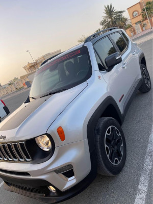 2017 Jeep Renegade in dubai