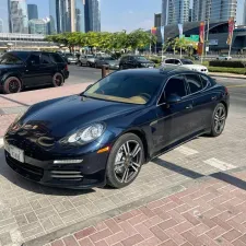 2016 Porsche Panamera in dubai
