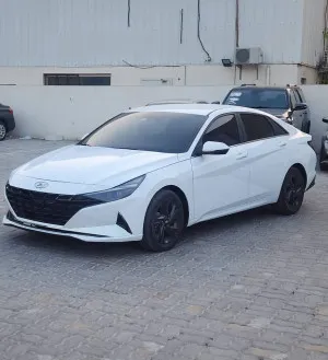 2021 هيونداي افانتي