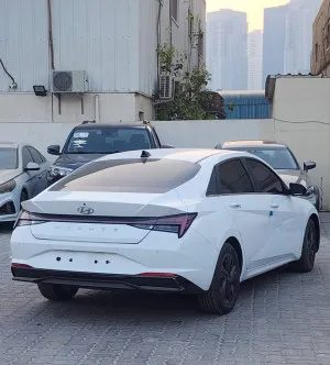 2021 هيونداي افانتي