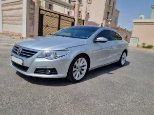 2012 Volkswagen Passat in dubai