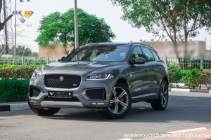 2019 Jaguar F-Type in dubai