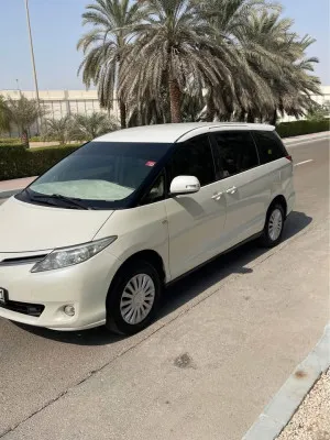 2011 Toyota Previa in dubai