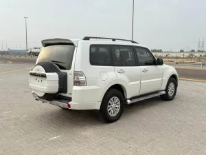 2010 ميتسوبيشي باجيرو
