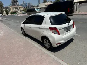 2014 تويوتا ياريس