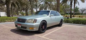 1998 لكزس آل آس ٤٠٠ in dubai