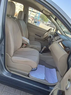 2012 Nissan Tiida
