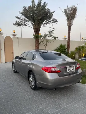 2013 إنفينيتي ام ٣٧
