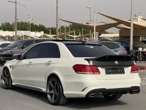 2012 مرسيدس-بنز اي ٦٣ اي ام جي