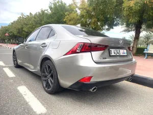2016 Lexus IS
