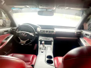 2016 Lexus IS