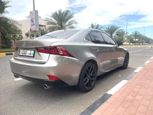 2016 Lexus IS