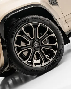 2025 Land Rover Defender