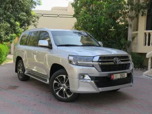 2021 تويوتا لاند كروزر in dubai